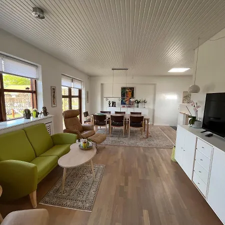 Villa Hus Og Have I Herning, 100 Kvm Ialt *