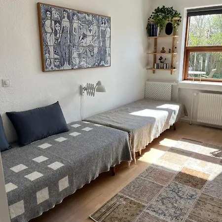 Hus Og Have I Herning, 100 Kvm Ialt Villa