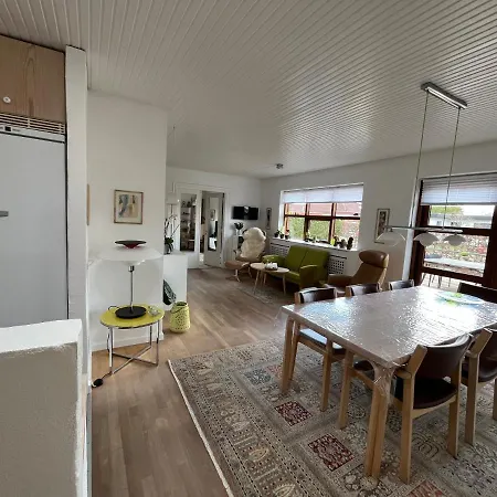 וילה Hus Og Have I Herning, 100 Kvm Ialt *