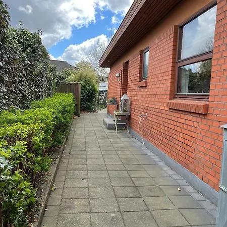 Hus Og Have I Herning, 100 Kvm Ialt Villa
